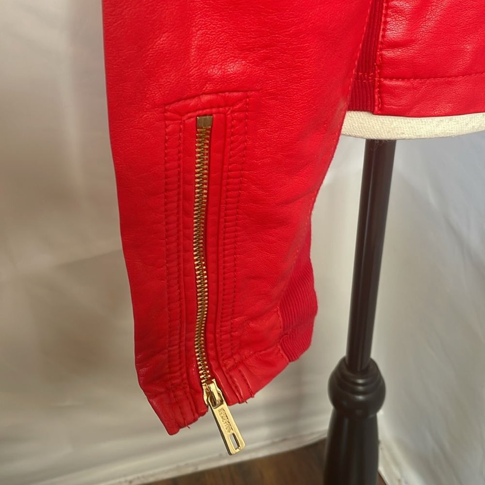 Kenneth Cole reaction red vegan jacket size large red hardware - Picture 3 of 12